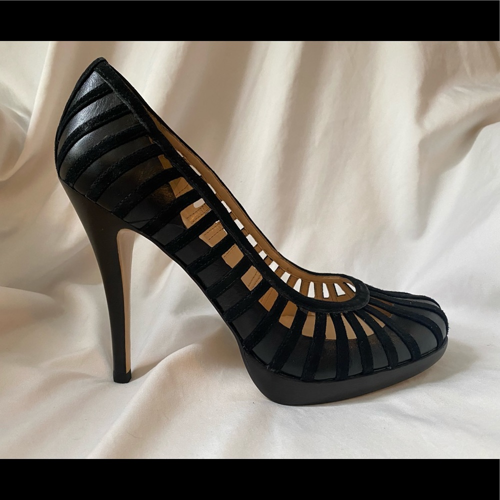 Talbot Black Caged Pump